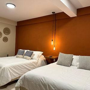Habitación con 2 Camas Individuales